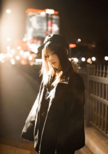 日韩制服气质女_国产剧完整在线观看