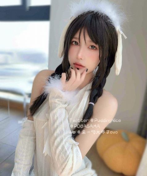 欧美肥大的屁股_英文版字幕