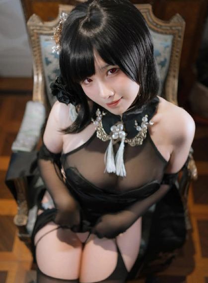 欧美电影中的腹黑罗莉视频_蓝光电影在线观看
